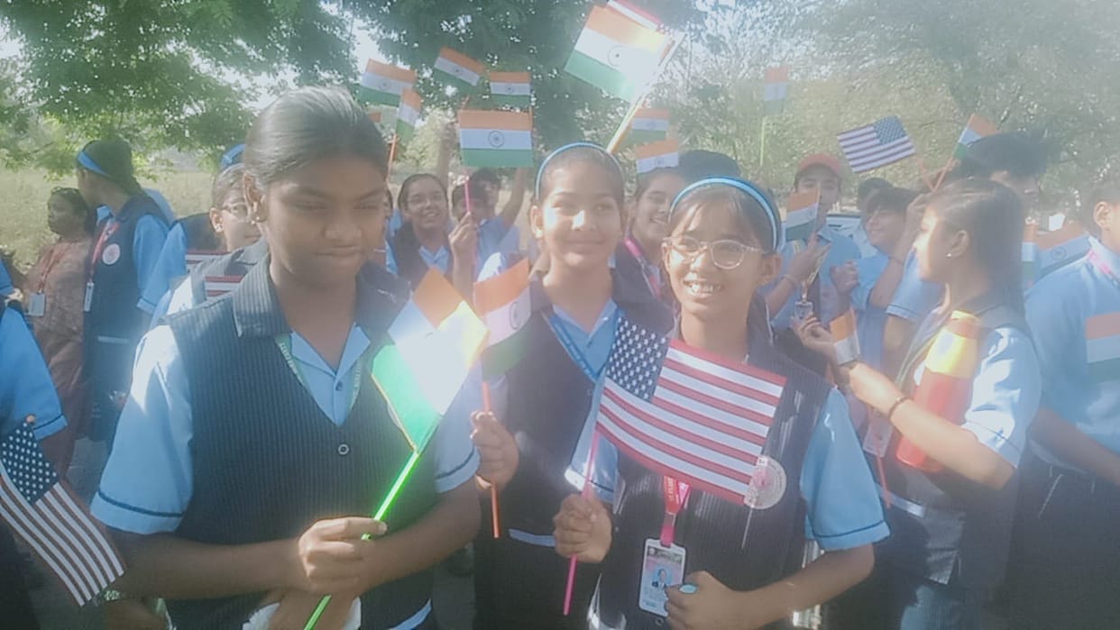 JD Vance Agra Visit Roads lit up to welcome children will not give cultural presentation from stage