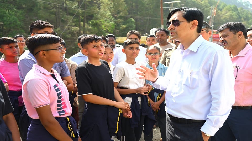 Deepak Rawat reviewed the traffic, parking and shuttle service arrangements from Bhawali to Kainchi Dham