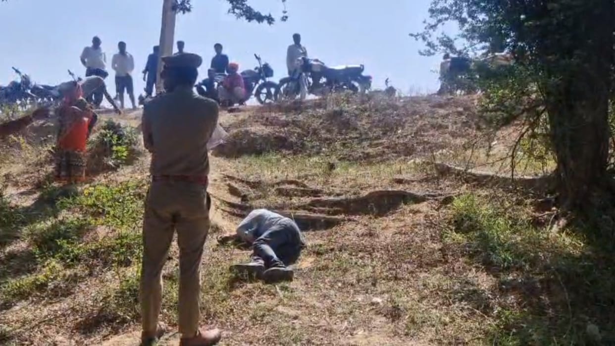 Balrampur: Priest's brother shot dead, police investigating, family members in turmoil.