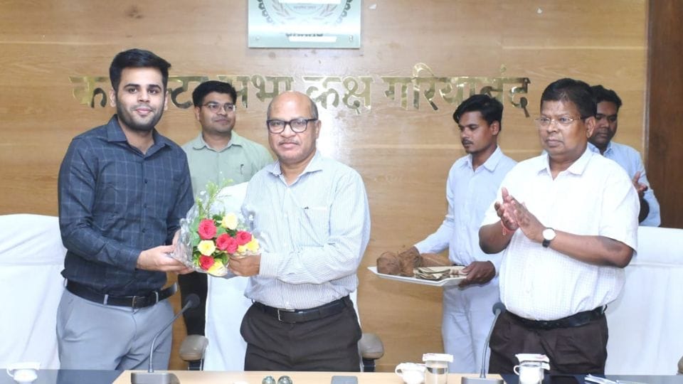 Ankit Thawani of Rajim secured 273rd rank in his sixth attempt