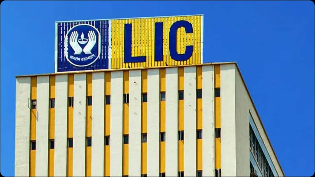 LIC relaxes claim settlement rules for victims of Pahalgam terror attack, News in Hindi