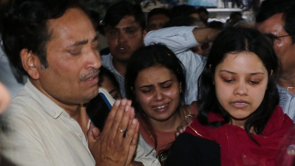 Pahalgam Terror Attack Update Karnal Himanshi Recalls Confronting Terrorist Why Did You Kill My Husband