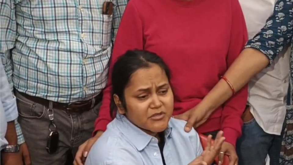 Pahalgam Attack Surviour Aishanaya Shares Attack Horror They Killed Him After Hearing We Are Hindu