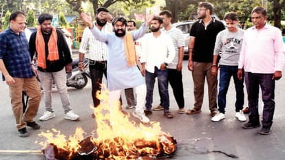 Pahalgam terror attack: Torches in hands, grief and anger in eyes, effigies burnt against terror