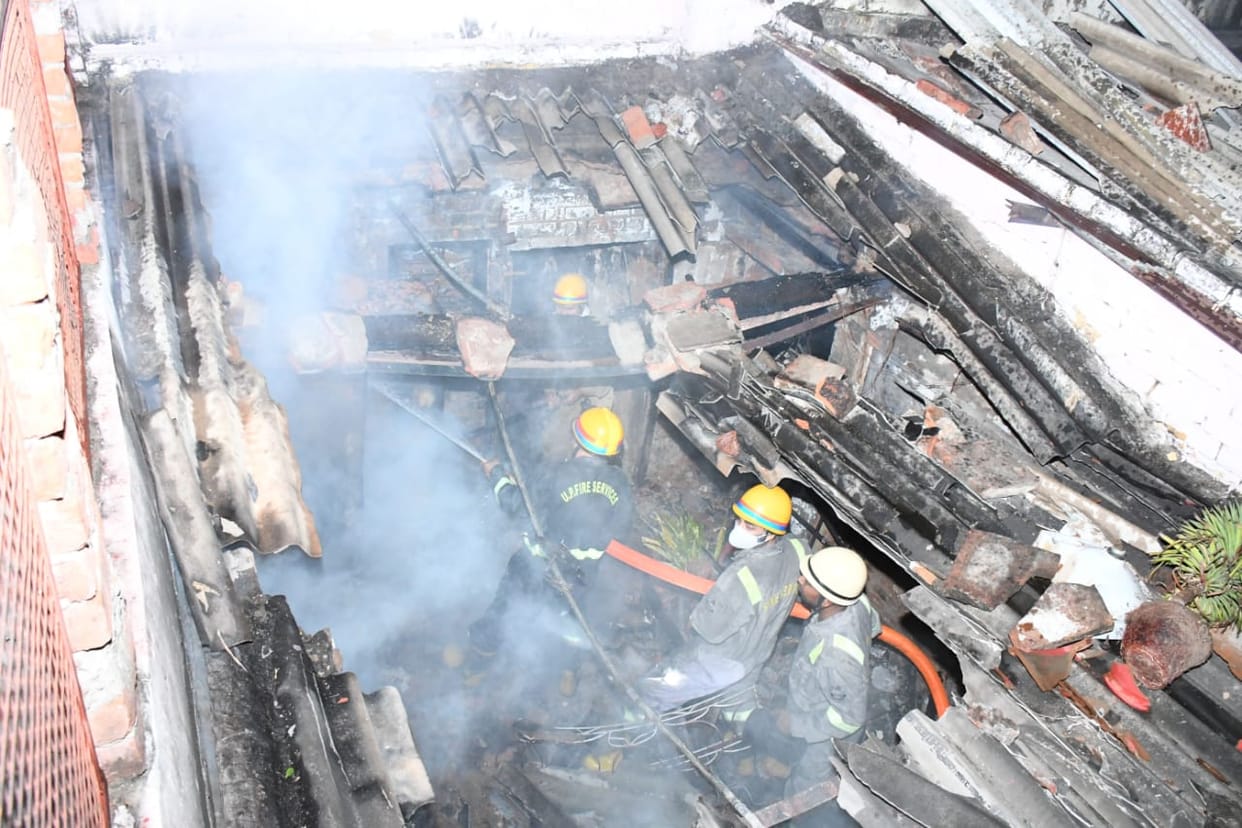 A fire broke out in a building near Hazratganj metro station. Fire tenders are at the scene