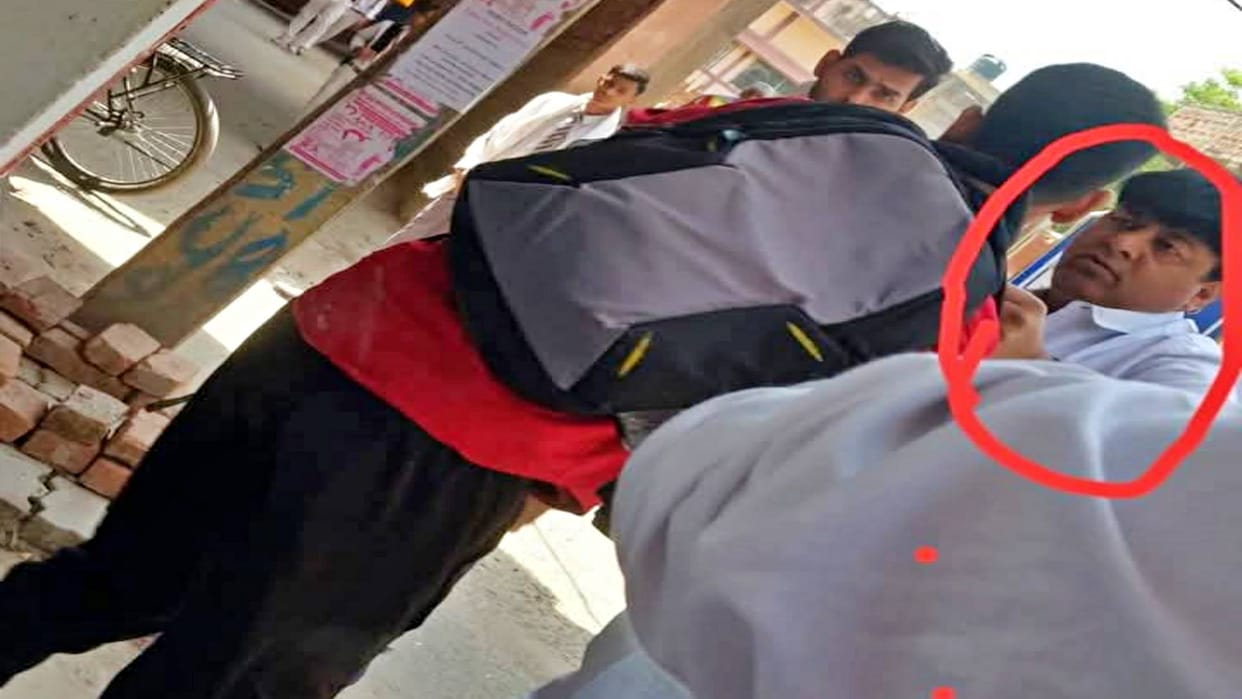 Bihar News JDU leader beat up youth who came to take exam from Jharkhand in Nawada also snatched his mobile