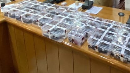 Baghpat: Five arrested, including pistol making factory, 38 pistols and one pistol recovered