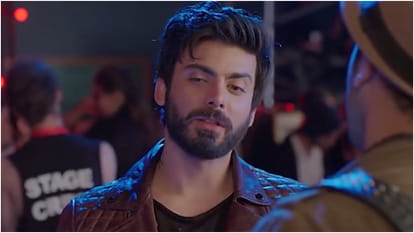 Fawad Khan Won Filmfare Award In Bollywood Debut Movie, Now His Comeback Film Abir Gulaal Ban In India