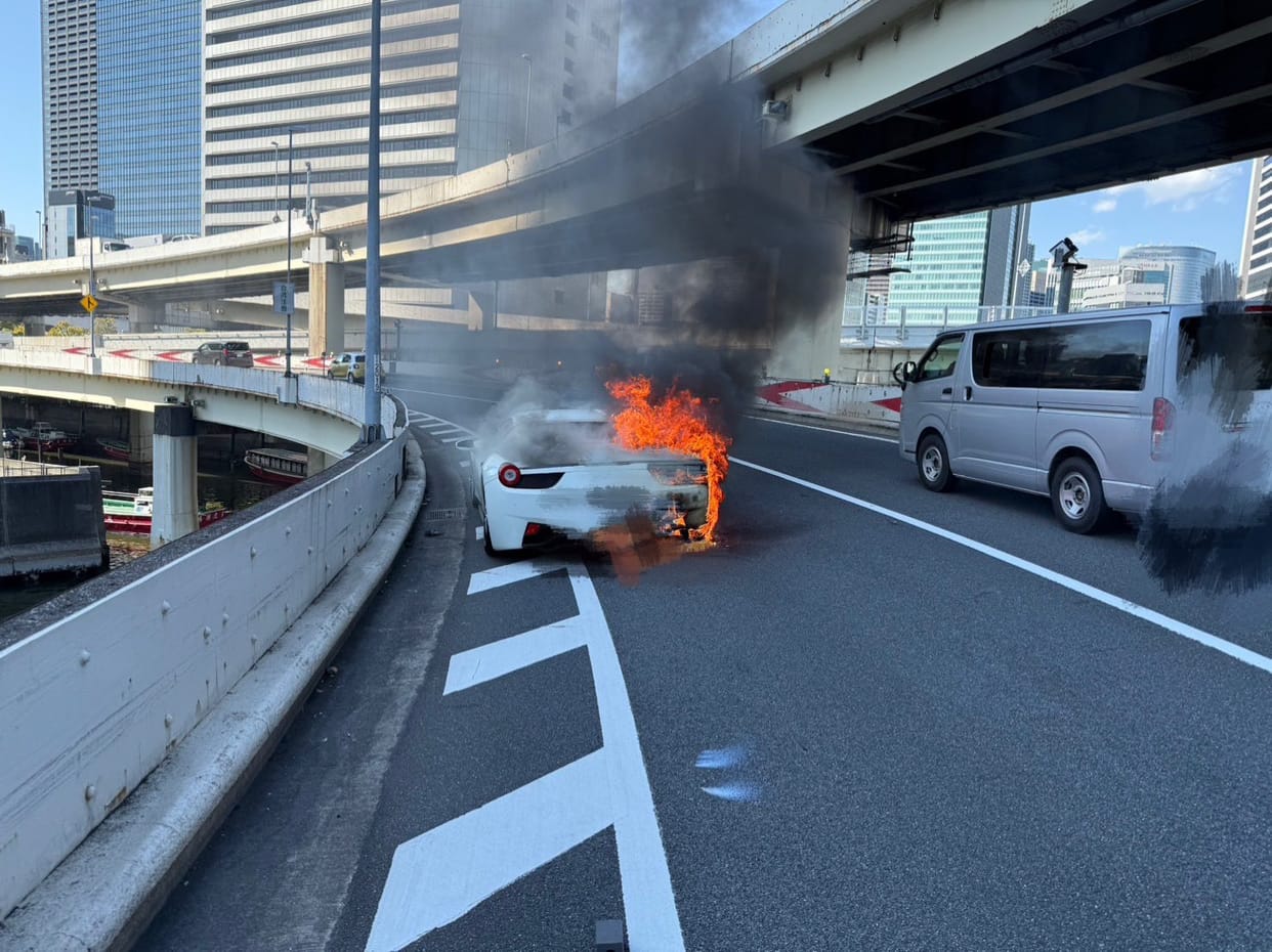 Ferrari 458 Spider luxury supercar catches fire just one hour after its delivery in Japan