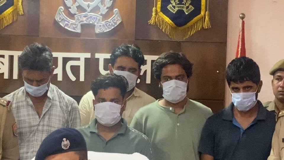 Baghpat: Five arrested, including pistol making factory, 38 pistols and one pistol recovered
