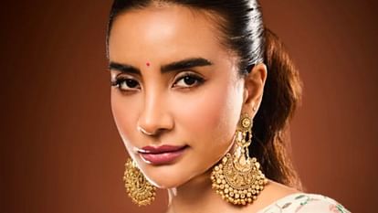 Actress patralekhaa reveals that she did bold role in love games due to anxiety