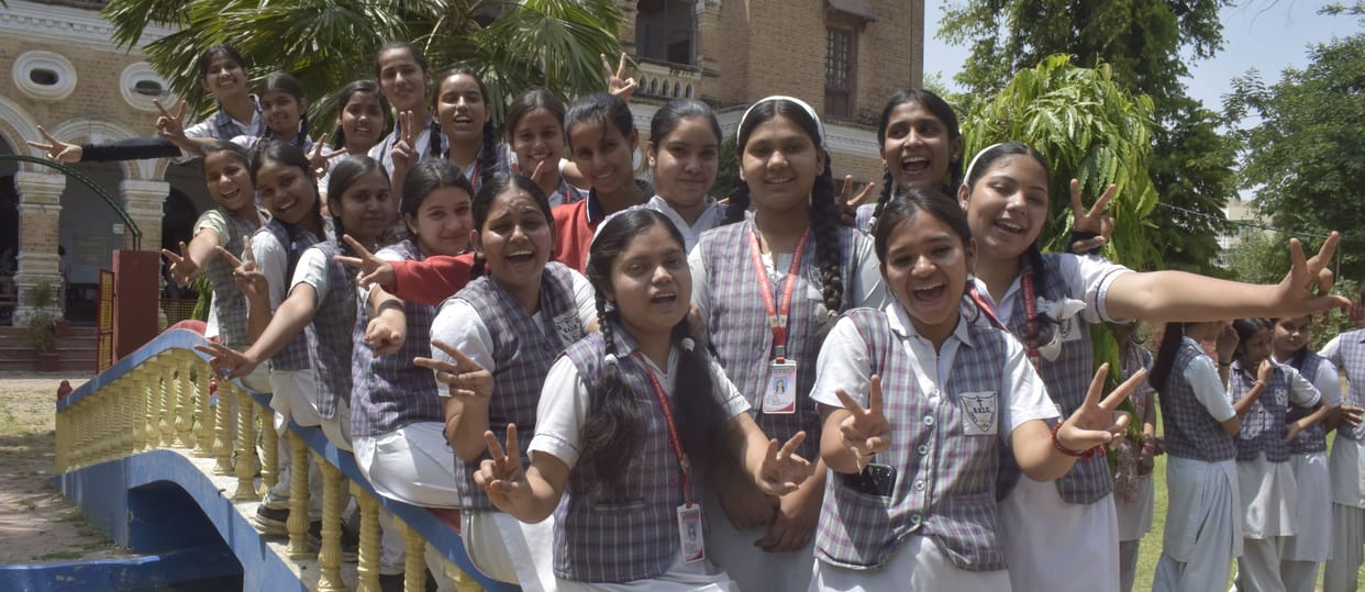 UP Board 10th Result Agra' meritorious student number one in up broke nine years record result 94.99 percent