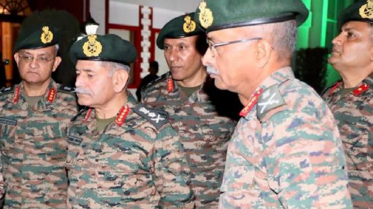 Srinagar: Army Chief General Upendra Dwivedi's visit to Jammu and Kashmir: Reached Srinagar and took feedback