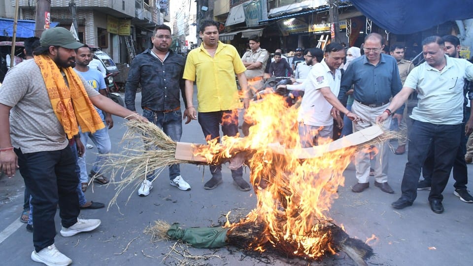 Search for Pakistani citizens intensified in Moradabad division,agencies keeping close watch on Sambhal