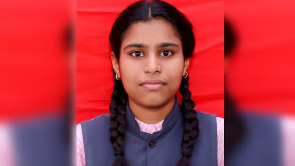 UP Board Result: Disha in 10th, Avni Sain in 12th became district toppers, Muzaffarnagar ranked 17th in state