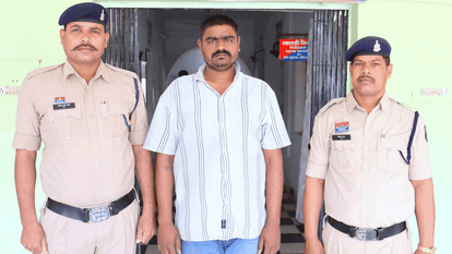 broker arrested who was extorting money in name of police to settle cases