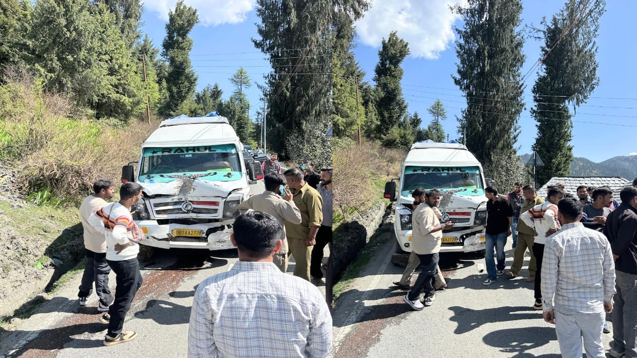 Tourists who narrowly escaped an accident filled with tempo traveller