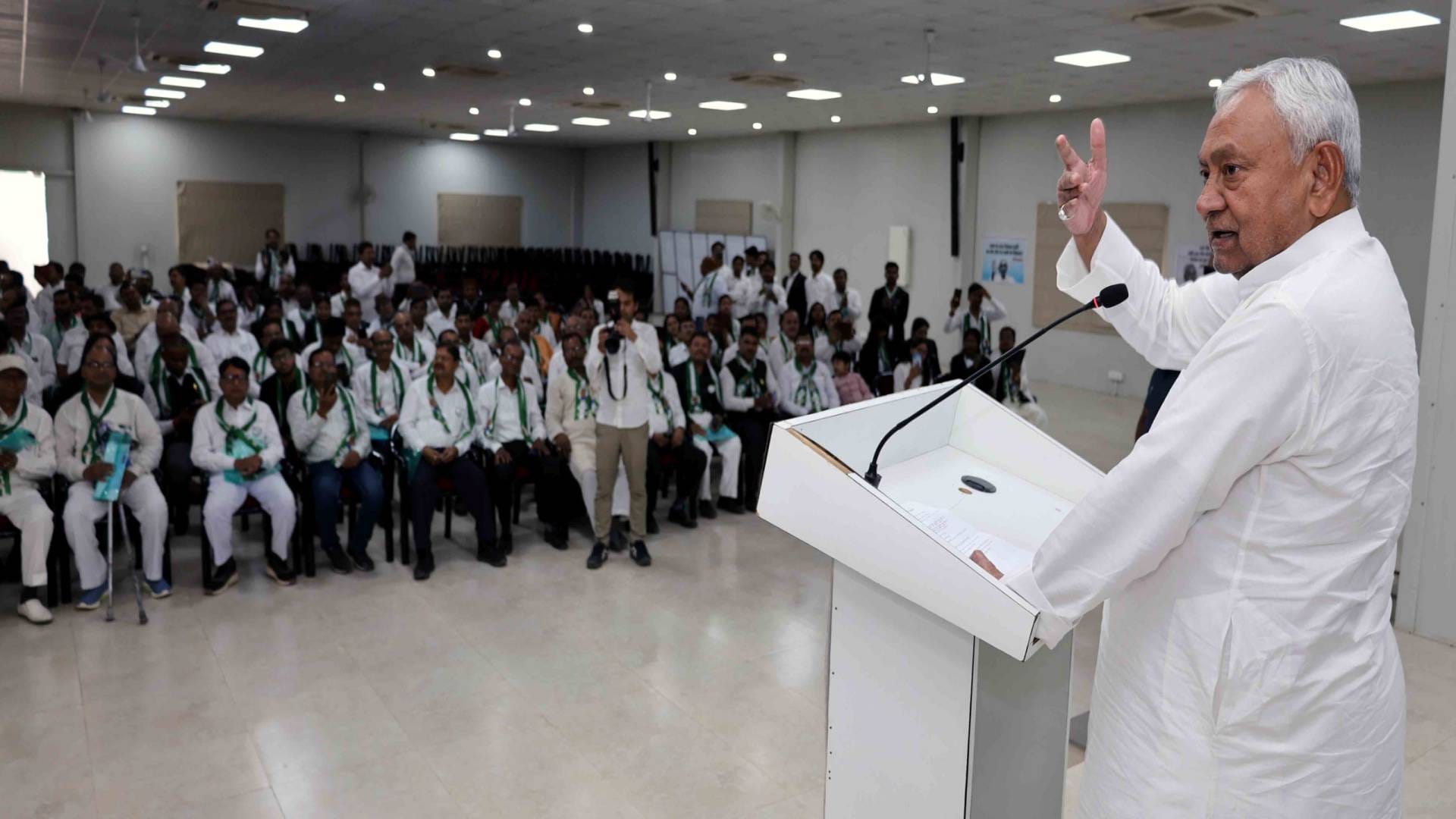 Bihar CM Nitish Kumar inaugurated advocates conference organized by Bihar State JDU Legal Cell