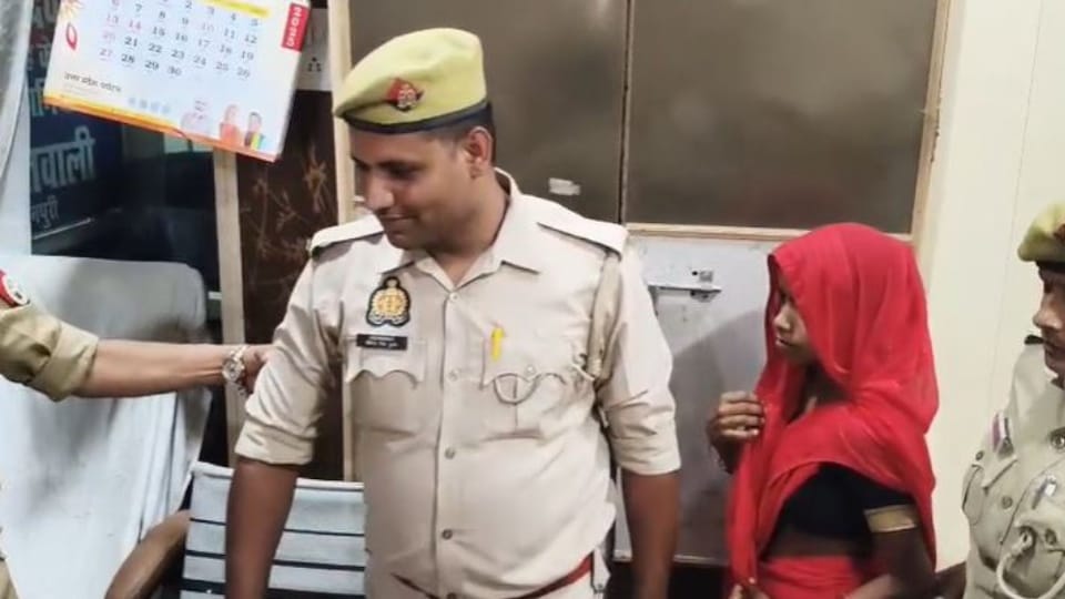 Mainpuri Sameer Murder Case Wife and Lover Arrested She Secretly Married Him 2 Years Ago