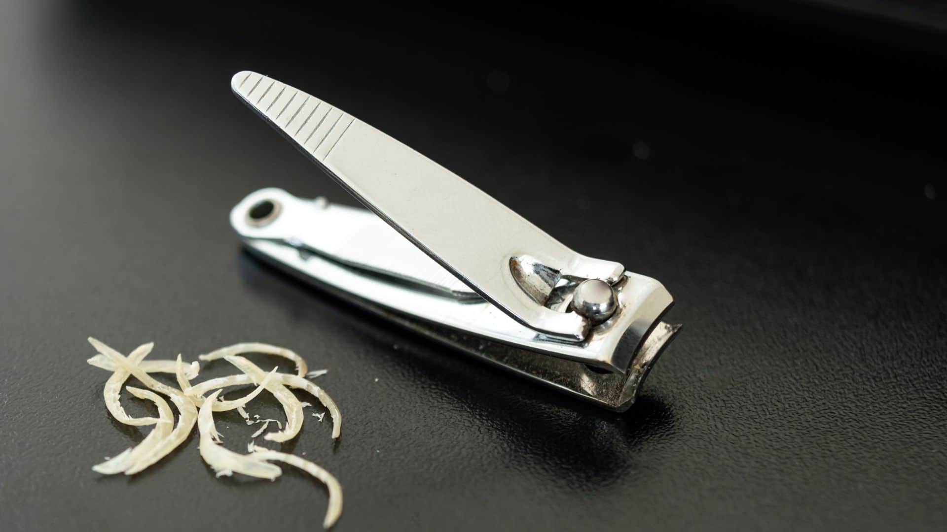 Nail Clipper Secrets: Why Are There Two Extra Blades in a Nail Cutter? Hidden Uses Explained in hindi
