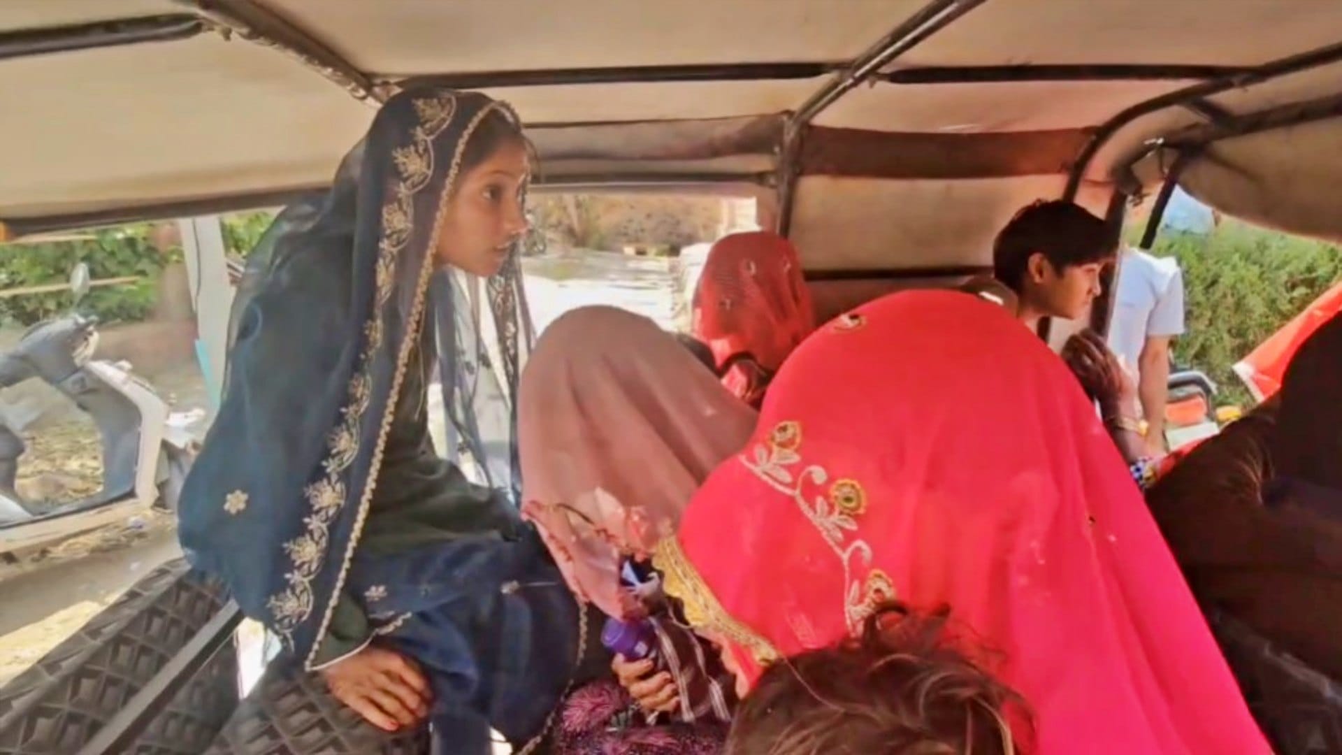 Pahalgam Attack: 18-member Pakistani family's dream shattered in Barmer due to instructions to leave country
