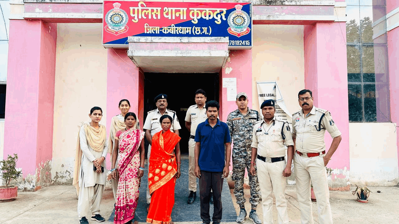 पुलिस की गिरफ्त में आरोपी
