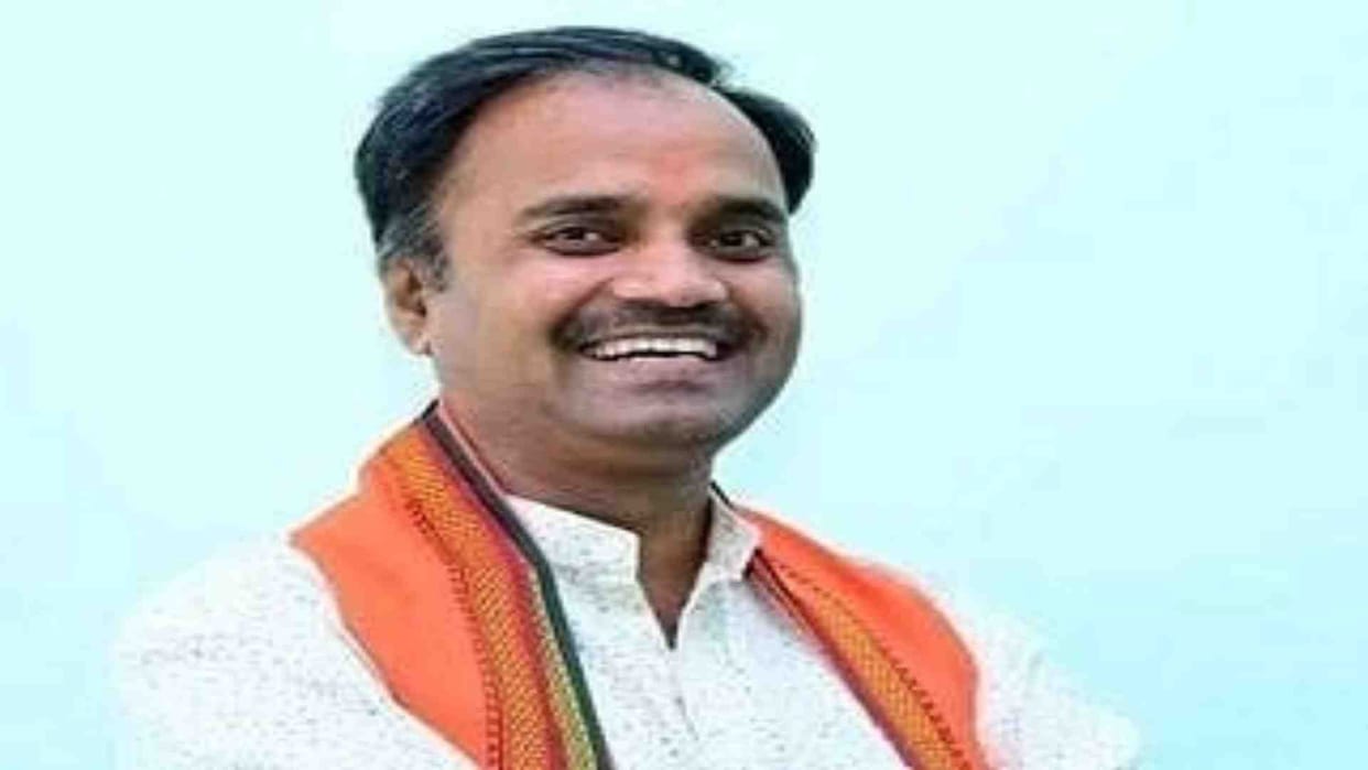 Satna News: BJP expels former district president Satish Sharma on charges of molestation