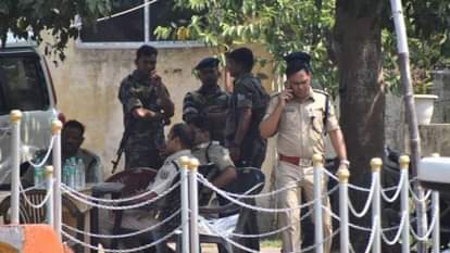 Ranchi News link of terrorist attack reached Dhanbad ATS raided Wasseypur detained four people