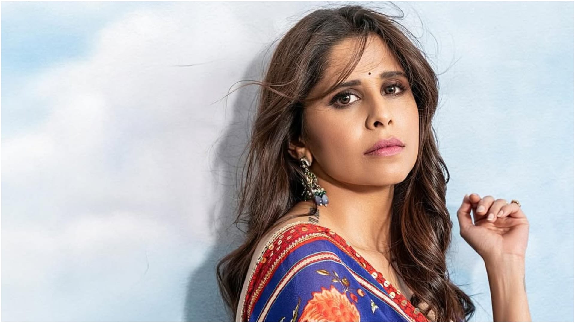 Sai Tamhankar Reaction on foreign media trolling by Shah Rukh Khan fans for asking srk name at Met Gala 2025