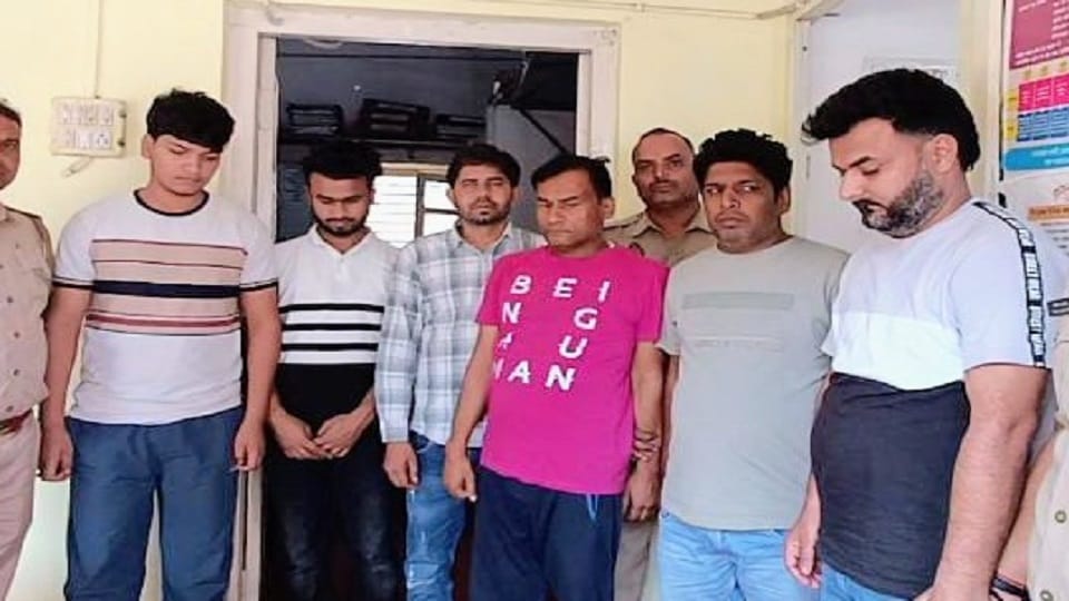 Meerut Crime News: Six accused betting on IPL match arrested, dead body of 23 year old married woman found