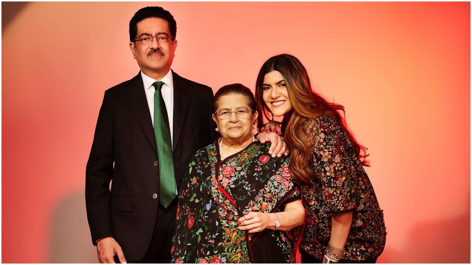 Who Is Ananya Birla India's Richest Daughter Ananya Birla Biography Achievements and Net Worth in Hindi