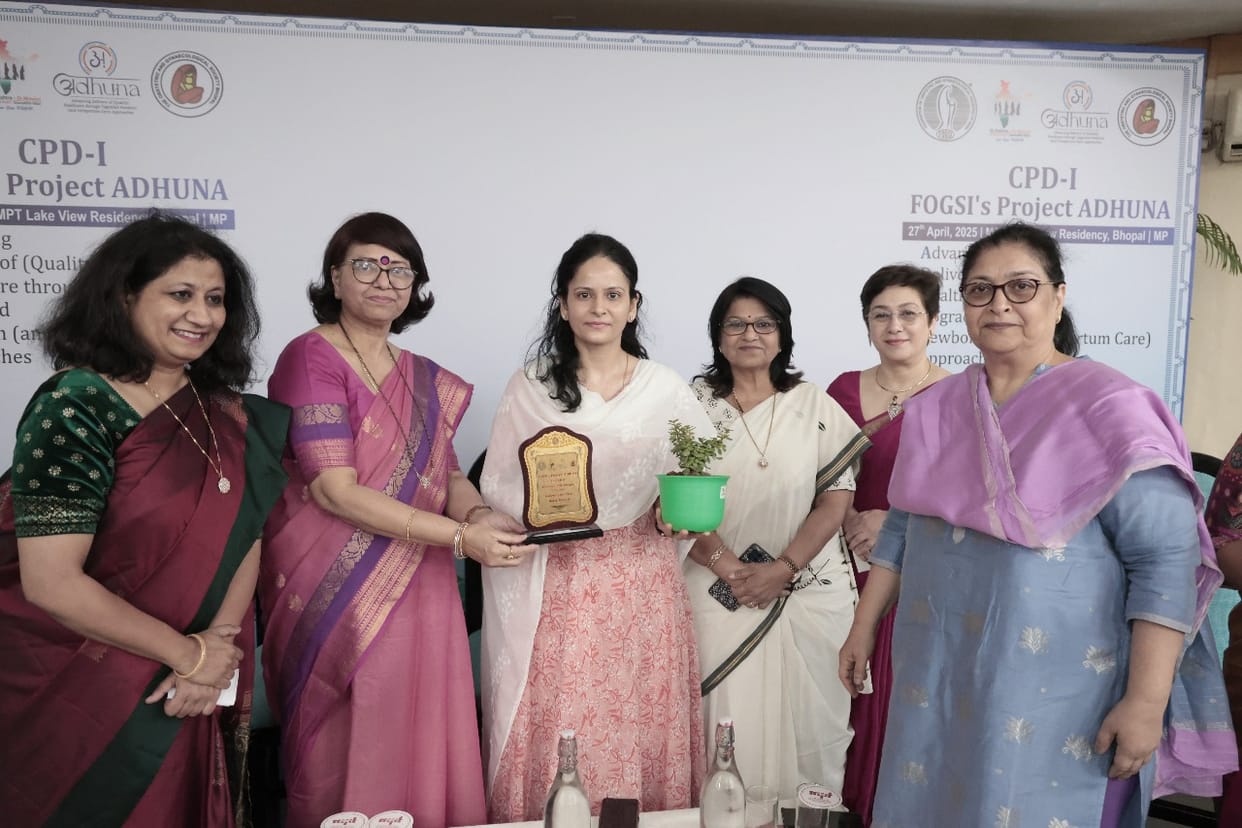 Bhopal: Experts held a dialogue in Bhopal to control maternal and infant mortality rate, emphasis on working t