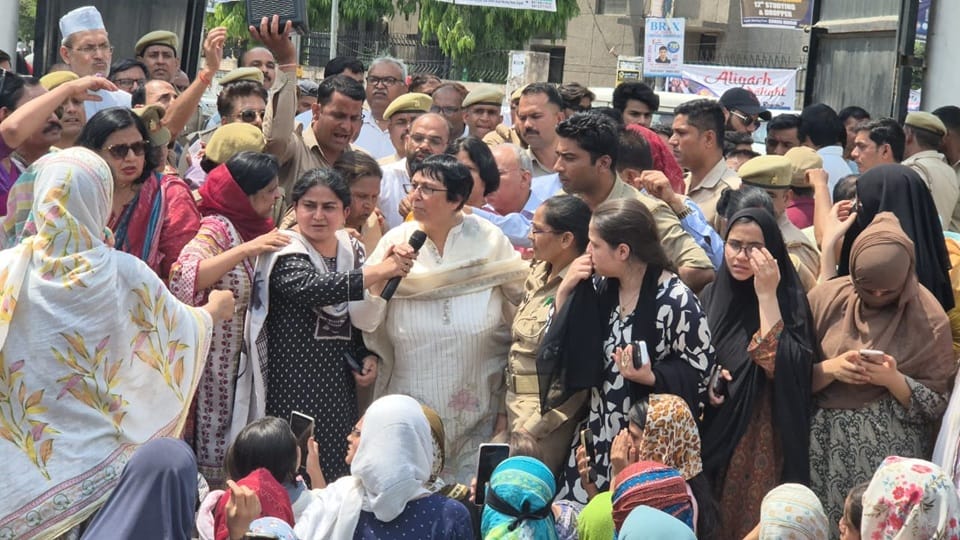 Uproar by the students of Abdullah Hall of Women College in AMU