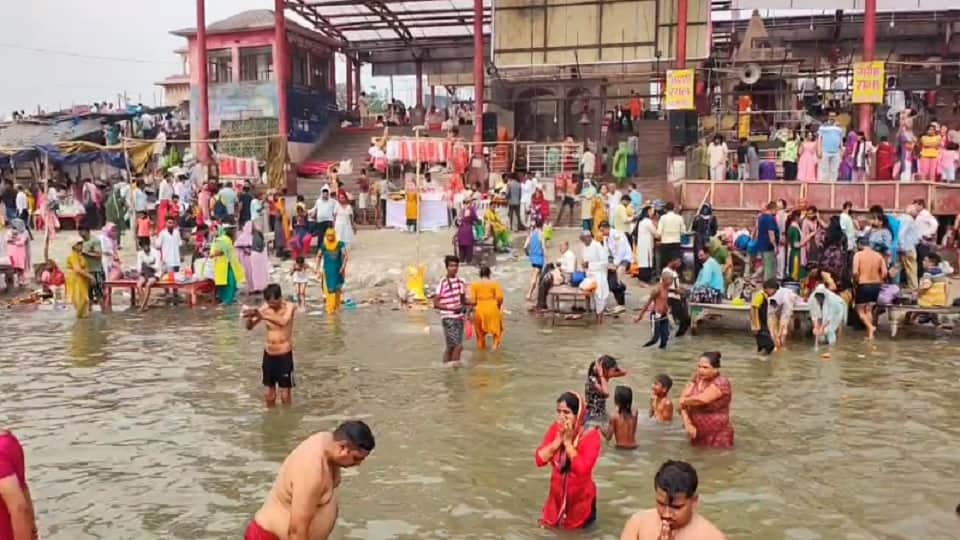 Somvati Amavasya 2026 on June 14 or June 15 Know the Correct Date and Puja Timings