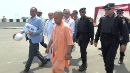 Cm Yogi Arrived In Hapur To Inspect Ganga Expressway - Amar Ujala Hindi ...