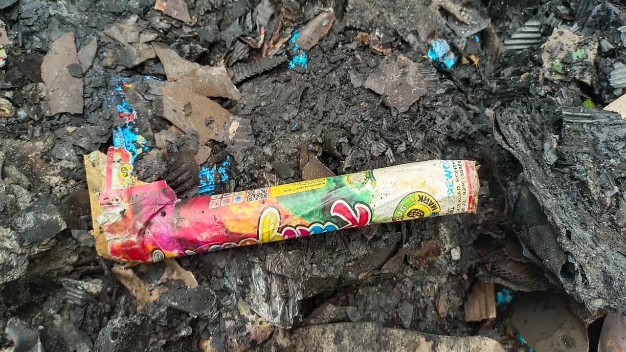 huge fire broke out in a firecracker warehouse on the highway in bareilly