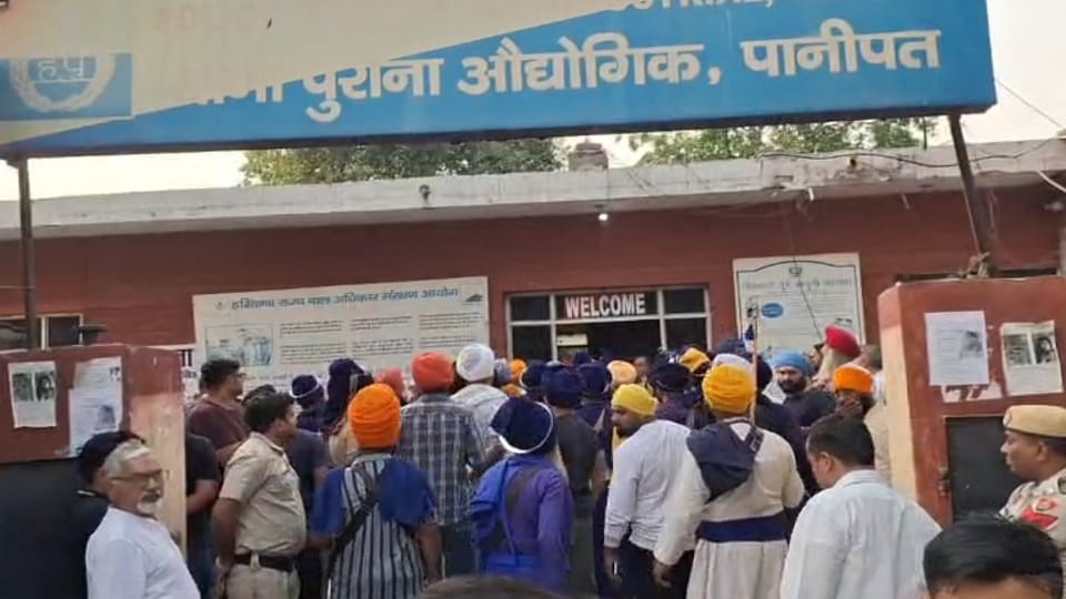 Nihangs took away Guru Granth Sahib from two temples in Panipat