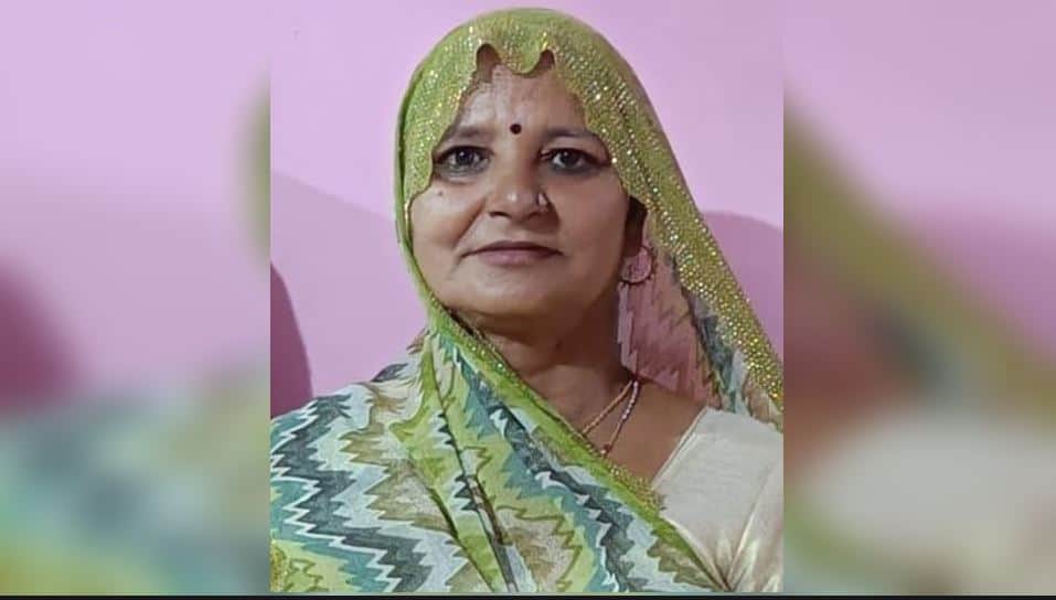 Former district panchayat member murdered in Tundla