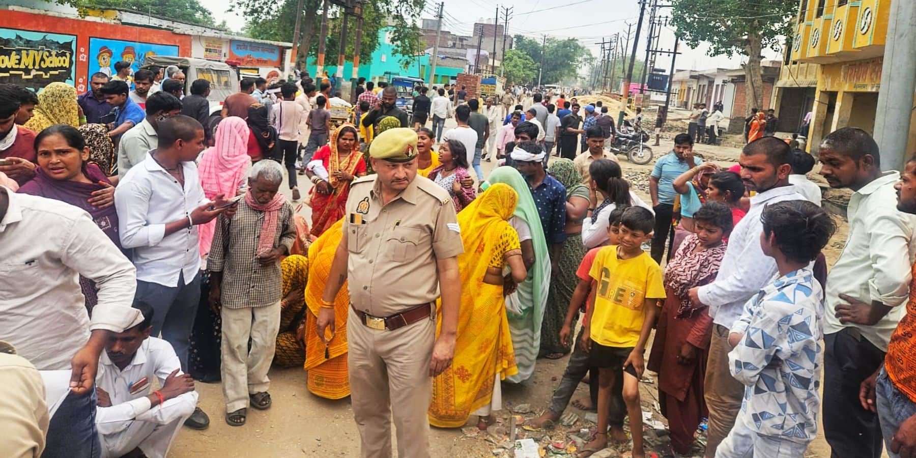 Former district panchayat member murdered in Tundla