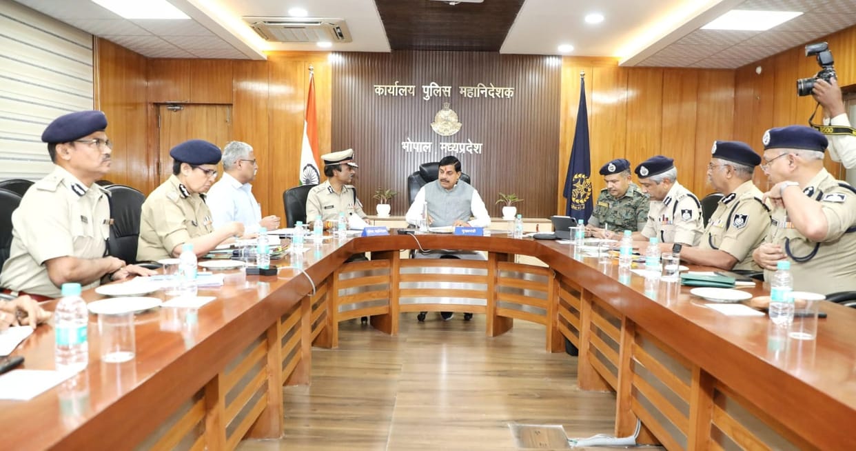 MP News: Instructions to identify Pakistani visa holders, CM said – there should be no illegal activities arou