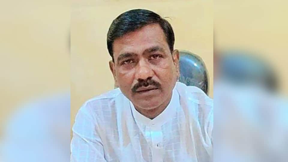 Former district panchayat member murdered in Tundla