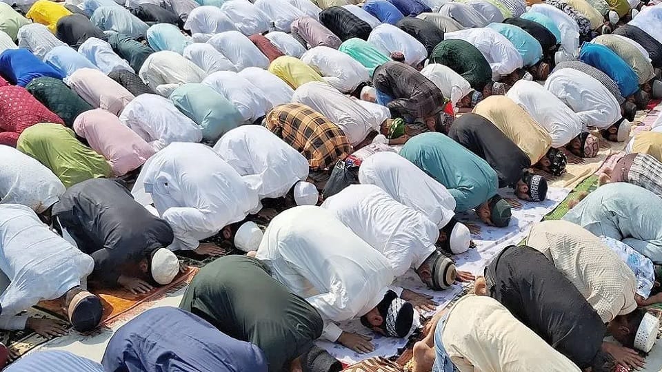Eid-ul-Azha prayers were offered in Aligarh