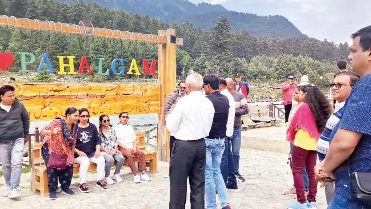 Peace After Pahalgam terror attack Harmony Vigilance and Support photos of courage from jammu Kashmir