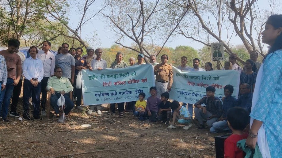 Indore News: Protest Against Tree Cutting at Hukamchand Mill, Citizens Demand City Forest