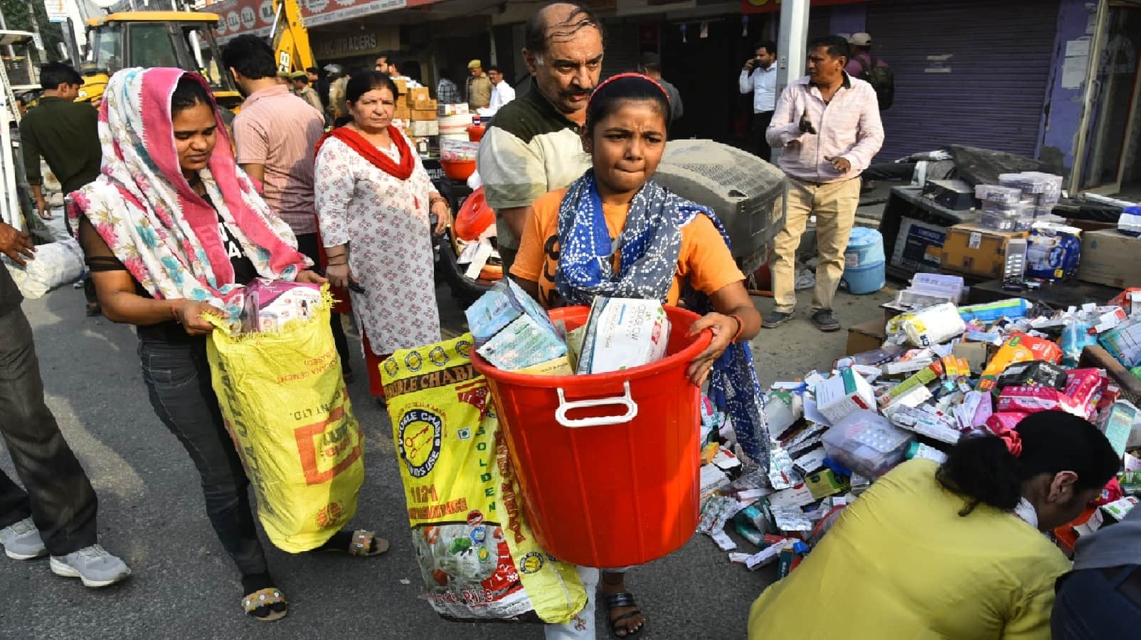 Bulldozers roared on BJP leader s market built without map in Bareilly