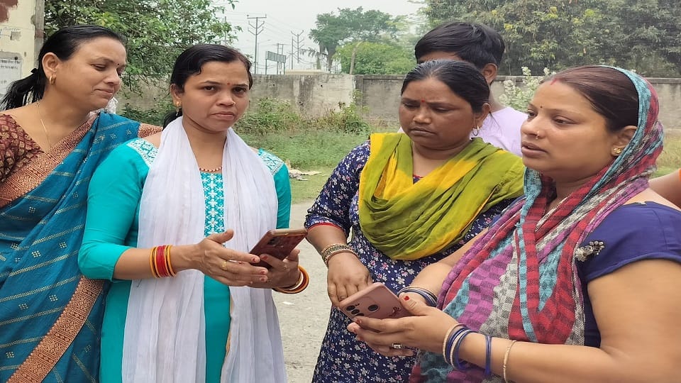 Uncontrolled dumpers took the lives of two people in udham singh nagar