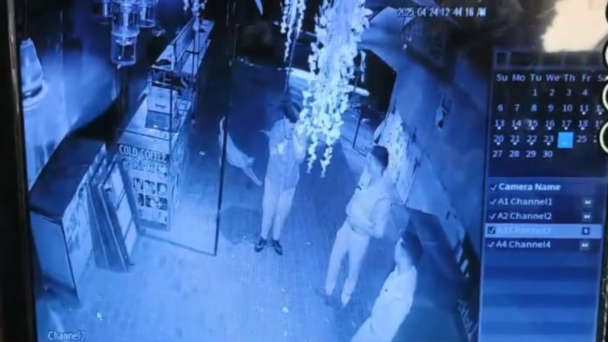 In Gorakhpur, Constable slaps shop employee several times over boating, video goes viral