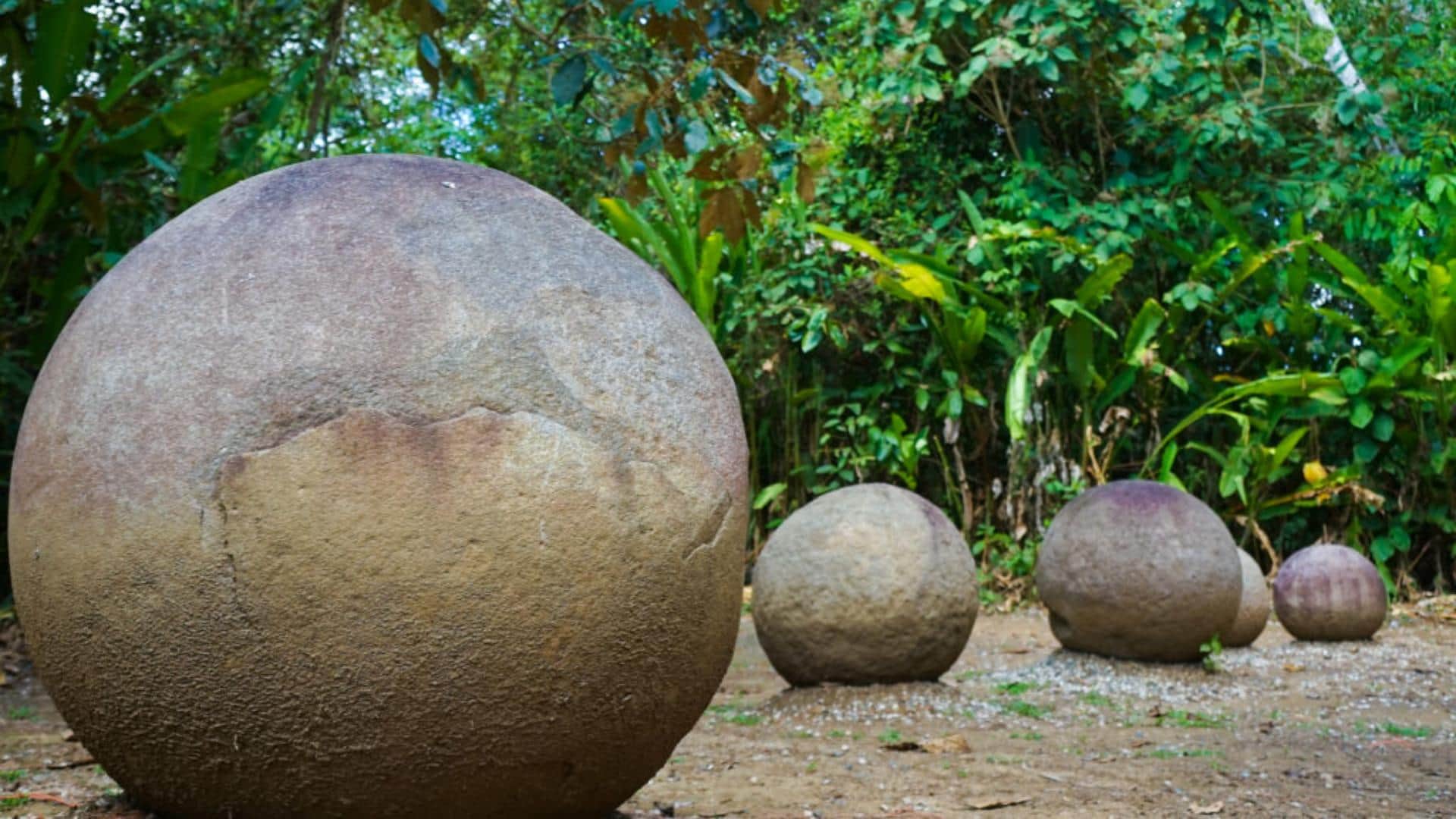 Greatest Mysteries of World Lesser Known Interesting Facts Unsolved Secrets All Details in Hindi