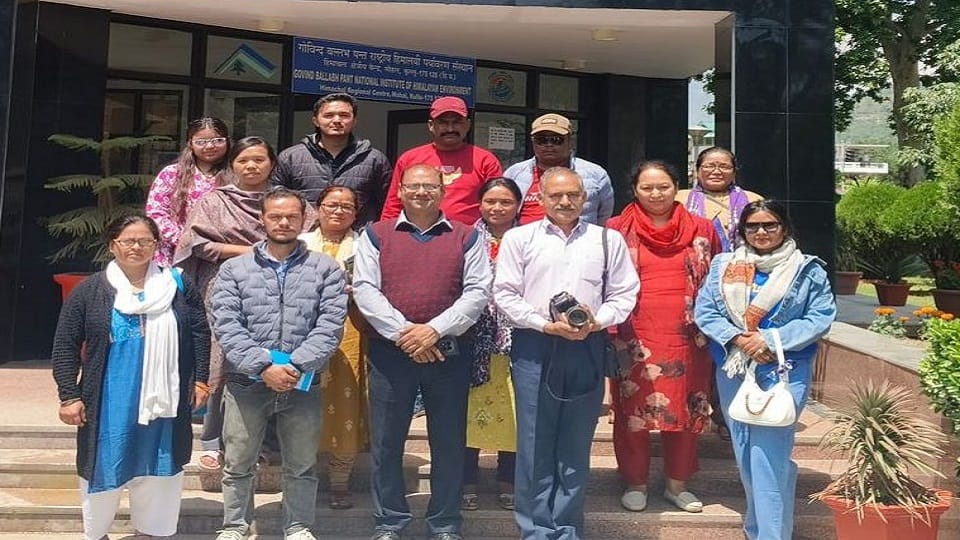 Driblue species of Seabuckthorn will be planted in high Himalayan forest panchayats in pithoragarh