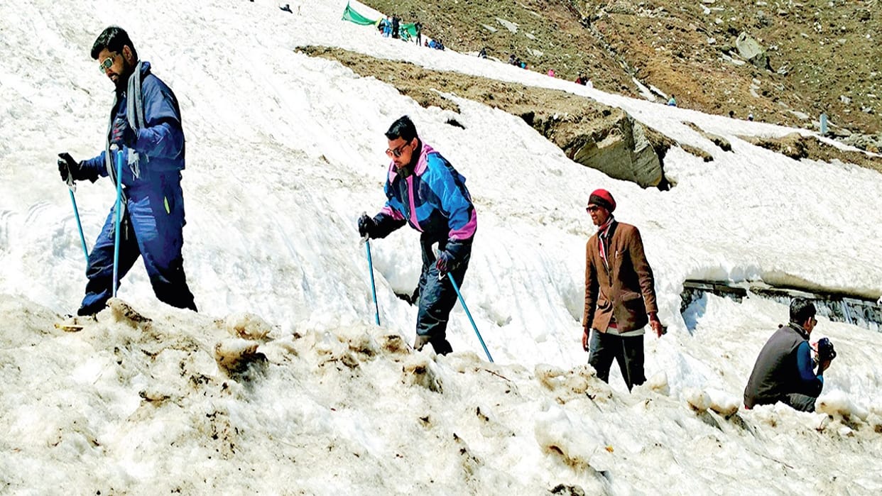 HP Tourism:  Gramphoo has become the new snow point for tourists, hotels in Manali are also 70% packed